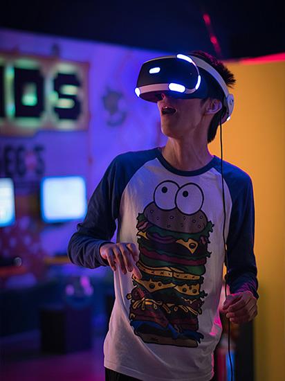 Дмитрий Валин